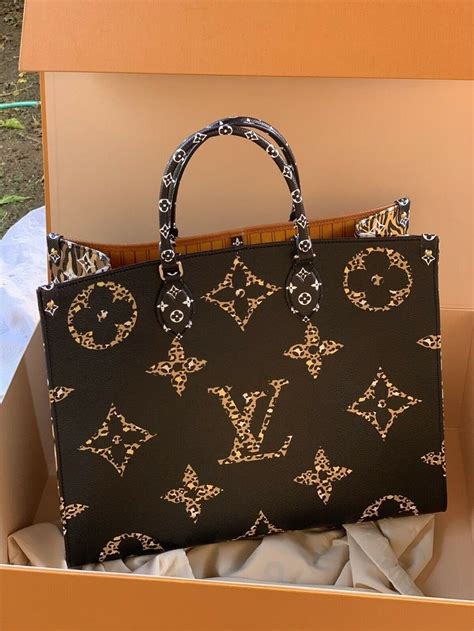 louis vuitton outlet sale|is louis vuitton outlet real.